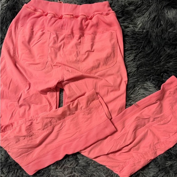 Lululemon Quick Step Crop - Picture 2 of 3